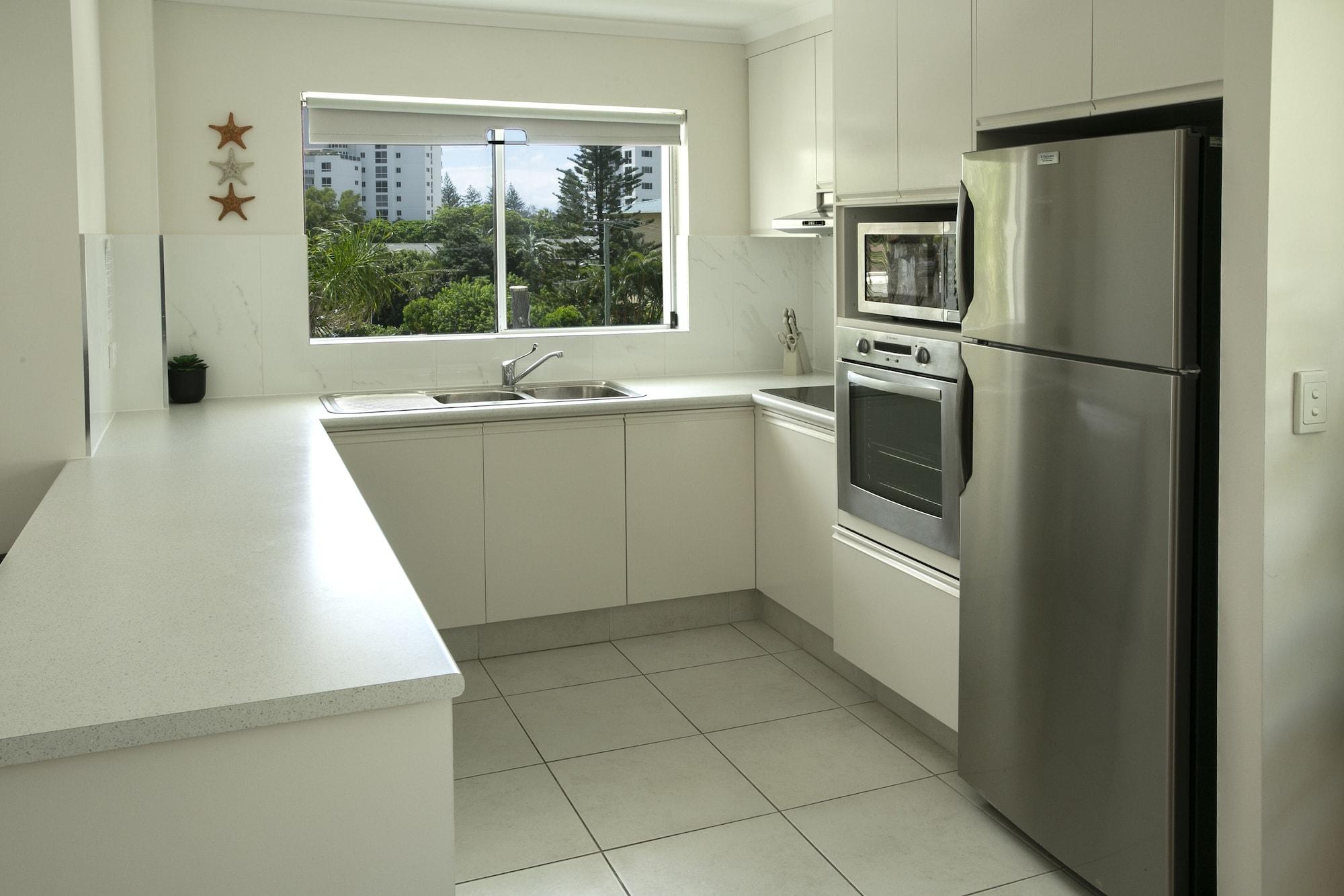 Chidori Court Aparthotel Gold Coast Exterior photo