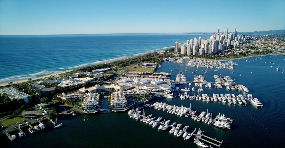 Chidori Court Aparthotel Gold Coast Exterior photo