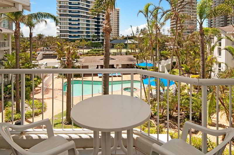 Chidori Court Aparthotel Gold Coast Exterior photo